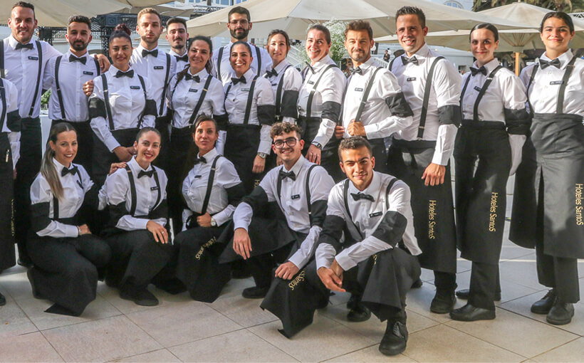 uniformes camarero elegante para catering y restaurantes